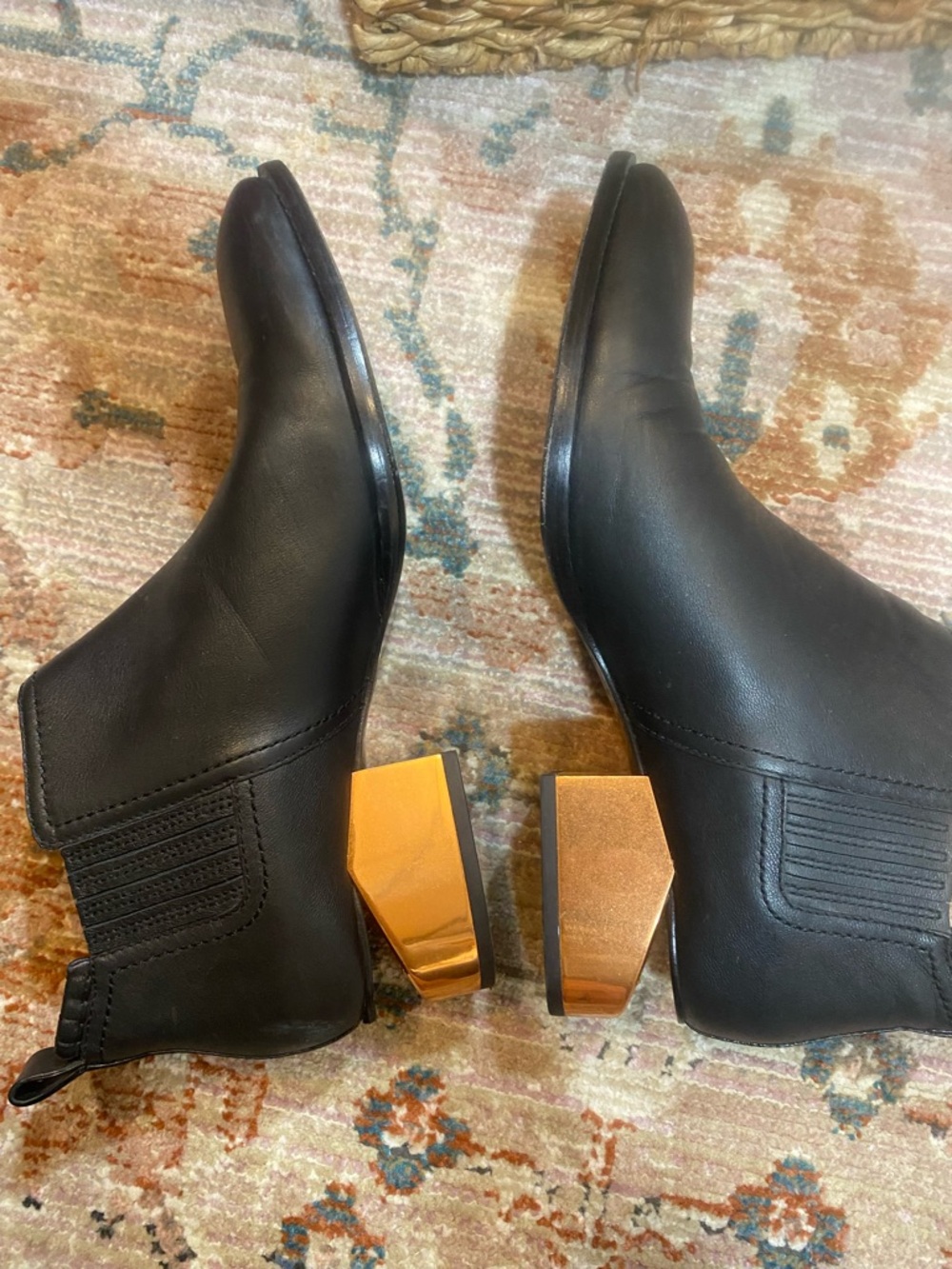 Alexander Wang Kori ankle boots featuring a distinct metallic cutout block heel - Picture 5 of 14